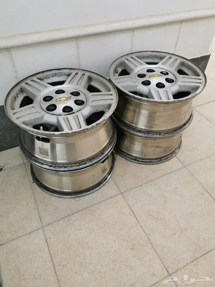 قطع غيار تاهو وتيوتا يارس وفورد كراون فكتوريا 1