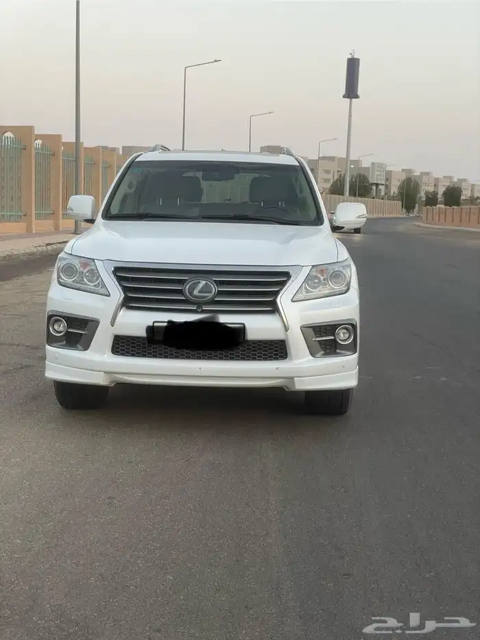 جيب لكزس موديل 2015 للبيع 2