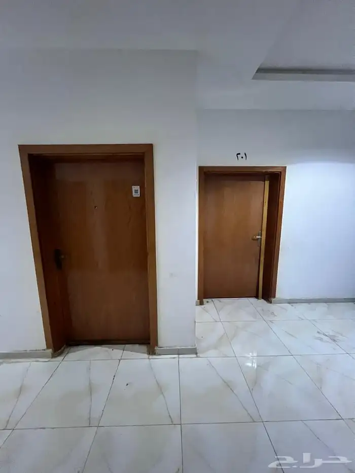 شقة عوائل وغرف عزاب مفروشة شخص واحد بعقيق الباحة 17