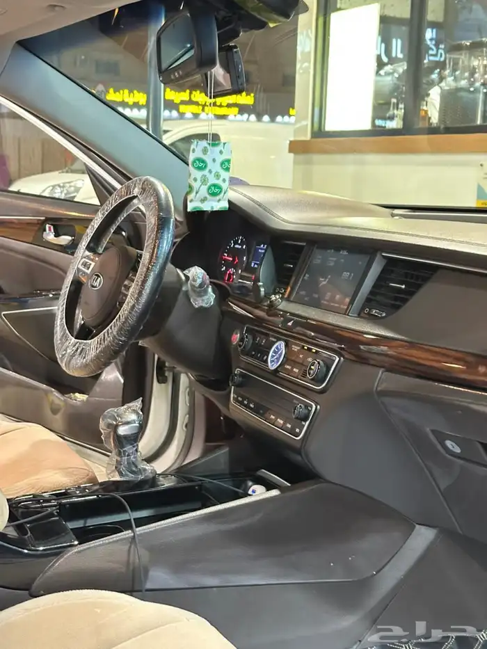 كيا كادينزا 10