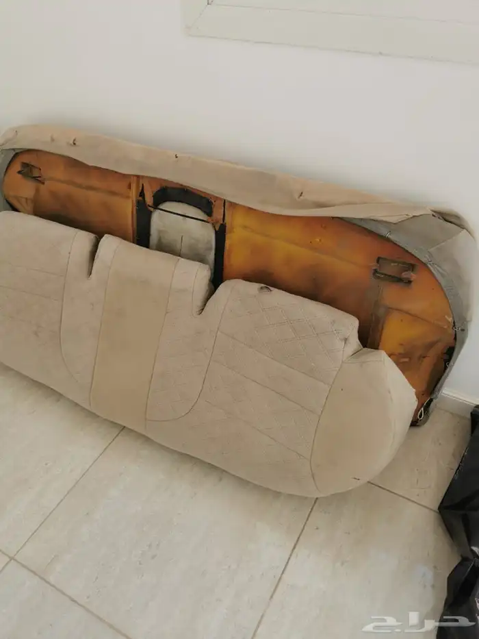 قطع غيار تاهو وتيوتا يارس وفورد كراون فكتوريا 2