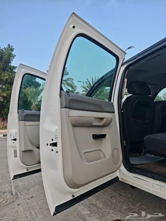 شفرولية سيلفرادو دبل 2500 HD شد بلد مخزن 2012 45