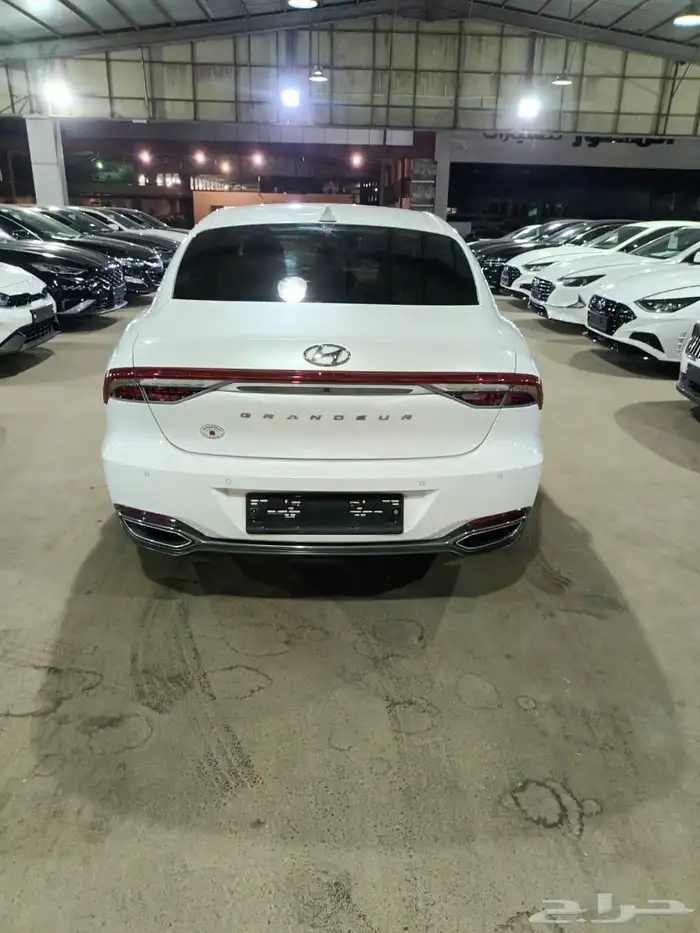 هيونداي ازيرا ابيض 2021 بنزين بطاقة جمركية وارد كوريا 5