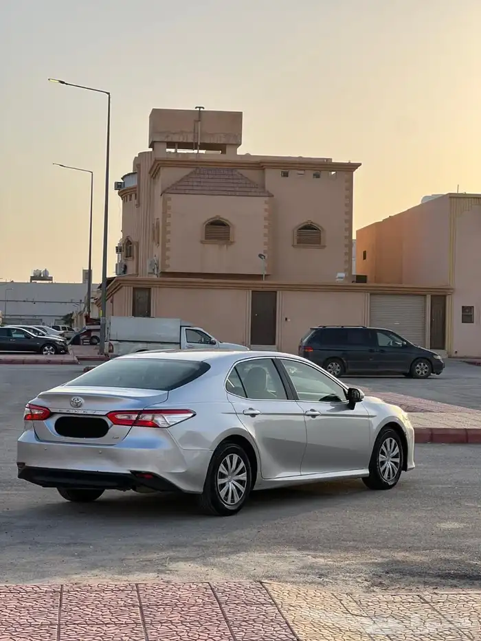 كامري 2018 ستاندر فضي 3