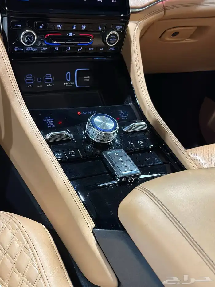 قراند شيروكي 2022 سميت فل كامل . رصد الفخامة 26