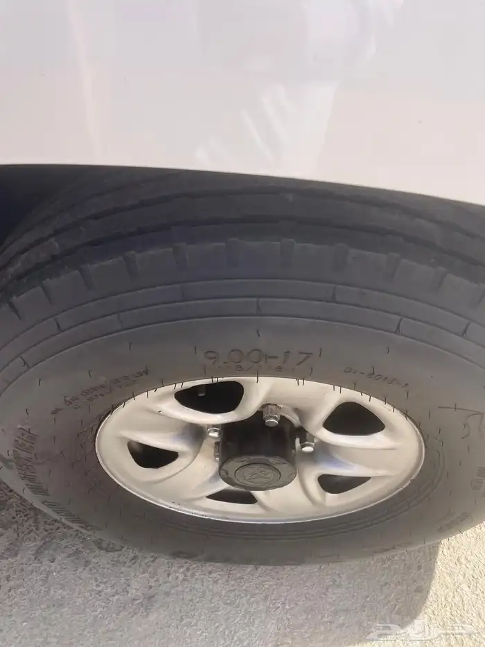 للبيع بوالين بجنوط ديازل 17 4