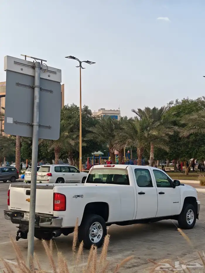 شفرولية سيلفرادو دبل 2500 HD شد بلد مخزن 2012 18