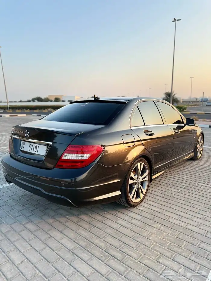 سيارة فالإمارات (ام القيوين )مرسيدس C250 بانوراما 2012 0