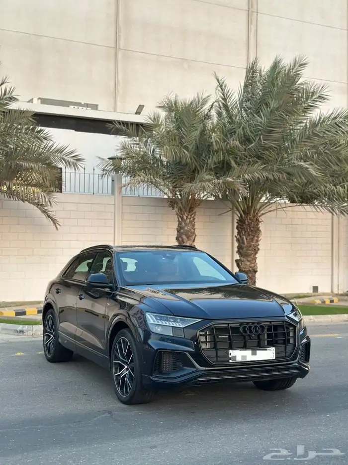 اودي Q8 2023 بلاك ادشن شبه جديد 0