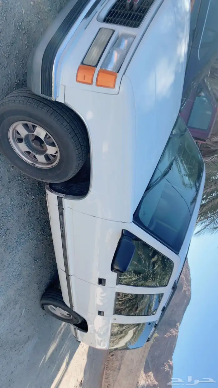 سوبربان اللون ابيض خمسه مسمار مكينه 350 موديل 98 2