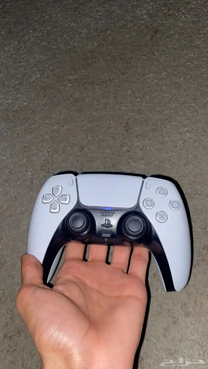 يد سوني 5 للبيع نظيفه 0