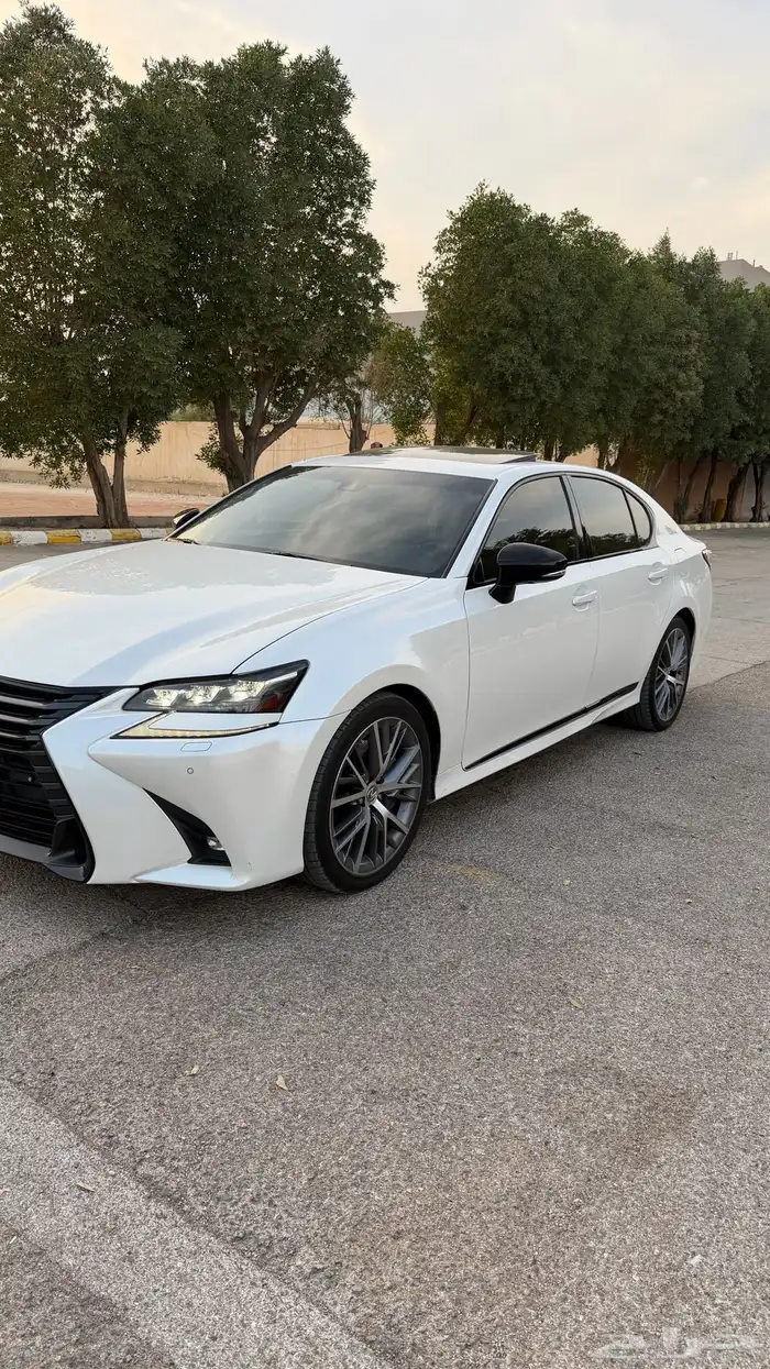 لكزس جي اس سعودي نظيف ممشى قليل 18