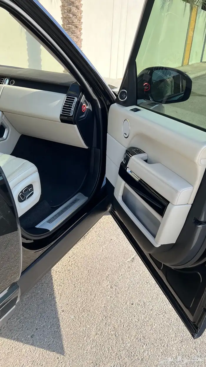 رانج روفر محرك 8 سلندر سوبر تشارج موديل 2013 عداد 130 الف 32