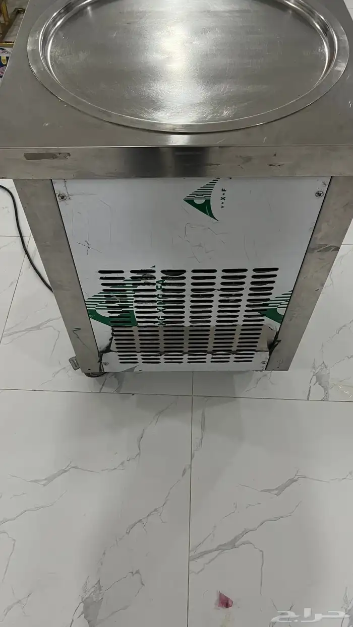 مكينة اسكريم عليه الصج ب 700 4