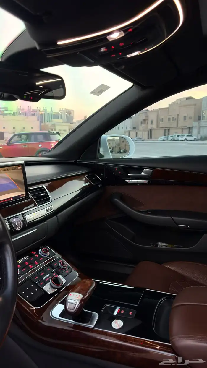 أودي Audi A8 L 2014 ( شبه مخزن ) 18