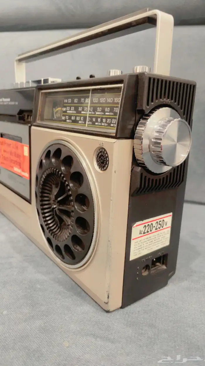 مسجل كاسيت وراديو ماركة National 1