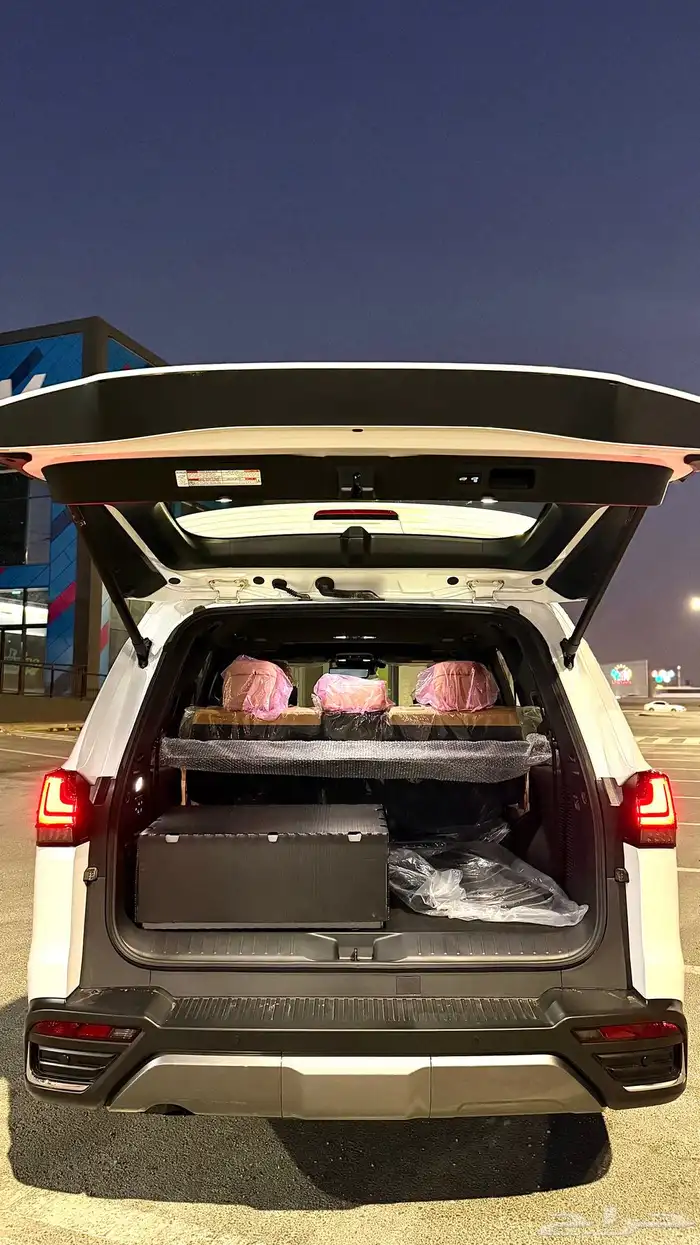 lx 600 جيب لكزس عبداللطيف جميل 25