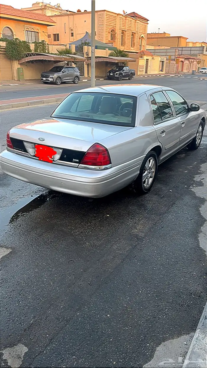 فورد فيكتوريا مالك اول موديل 2011 نص فل 9