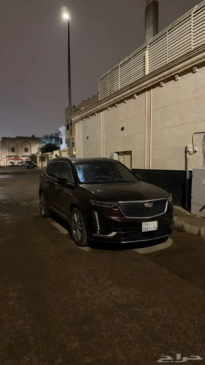 كاديلاك xt6 اعلى من فئة الفل كامل 1