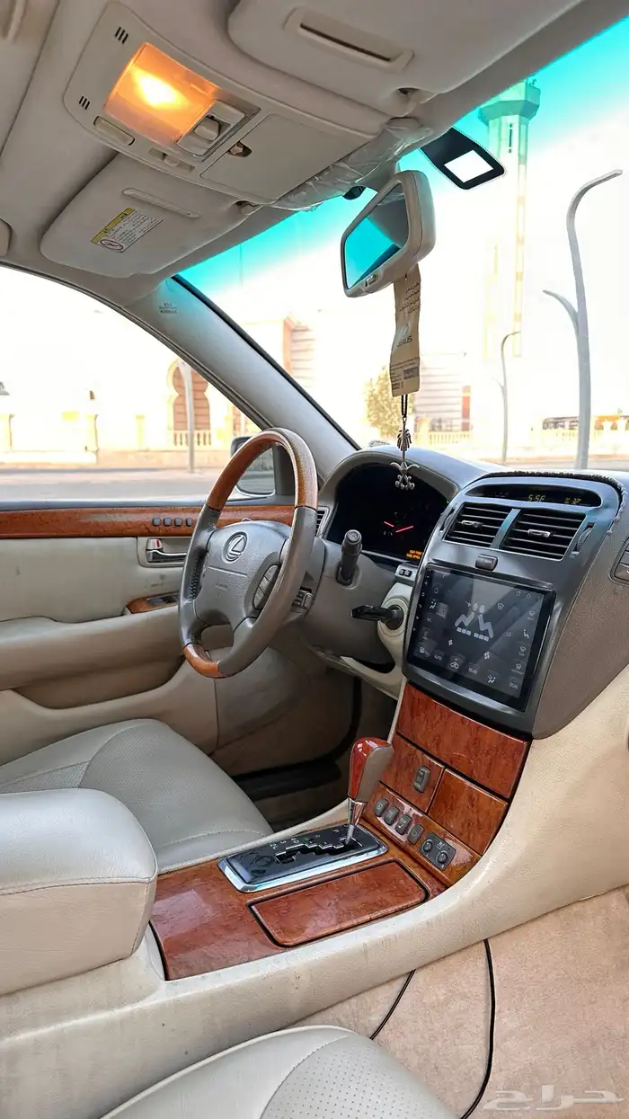 لكزس مجدد كامل 51