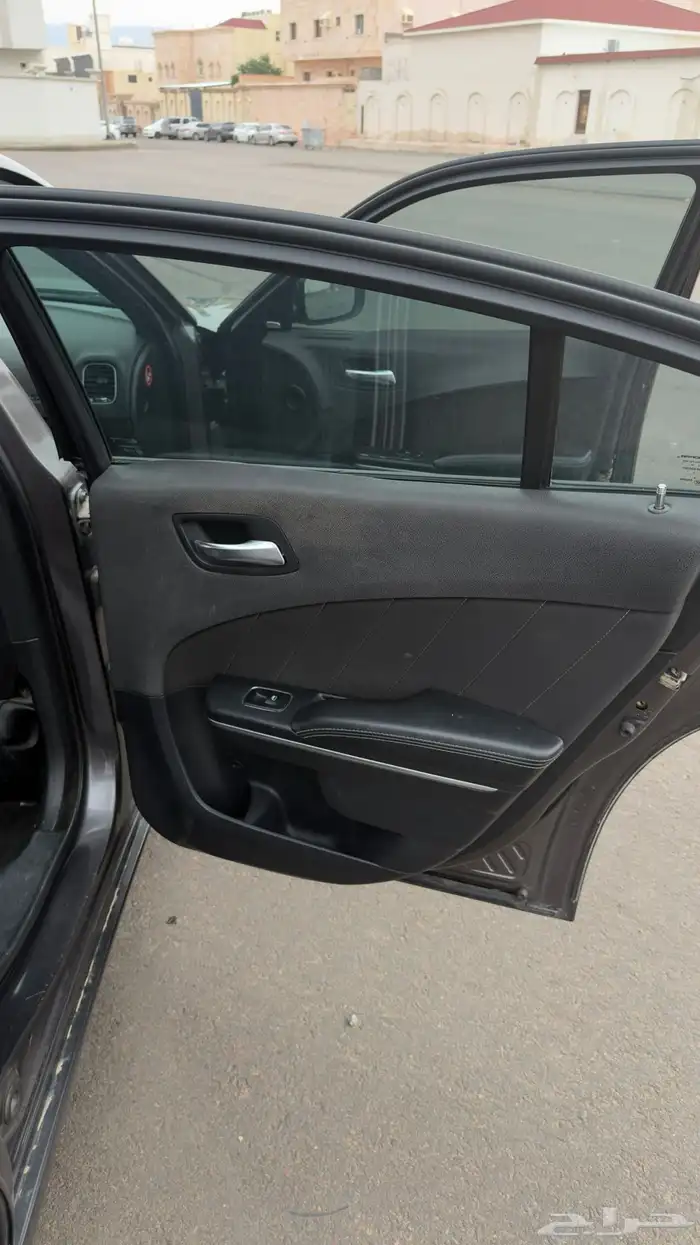 دودج تشارجر 2017 RT V8 فل هاوس شبه وكالة 16