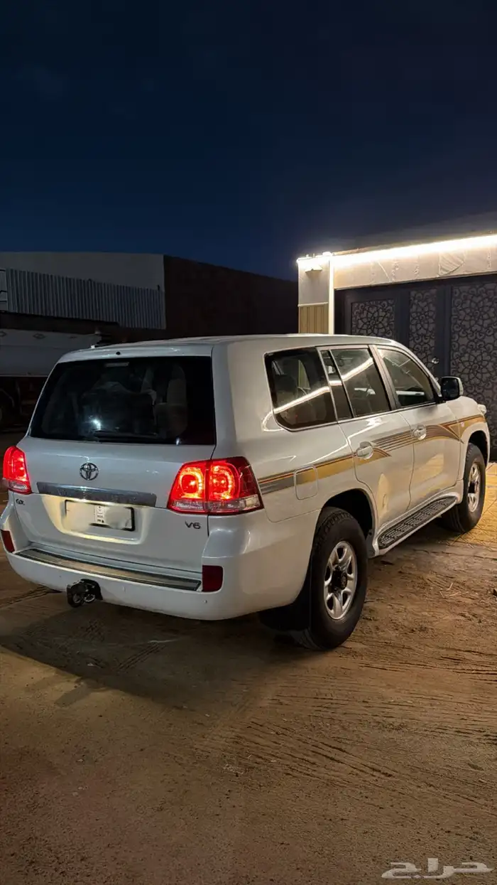 جيب لاندكروزر 2