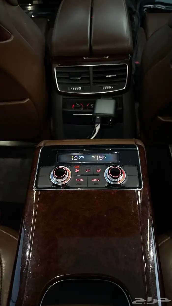 أودي Audi A8 L 2014 ( شبه مخزن ) 31