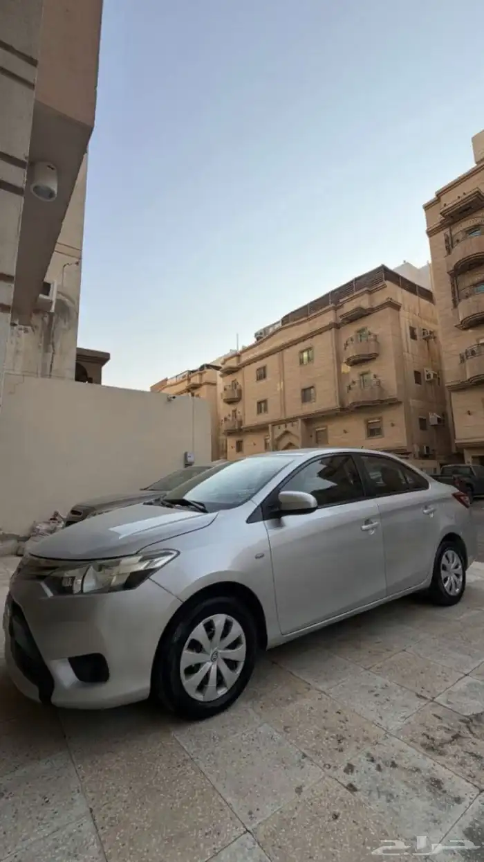 تويوتا يارس2017 21
