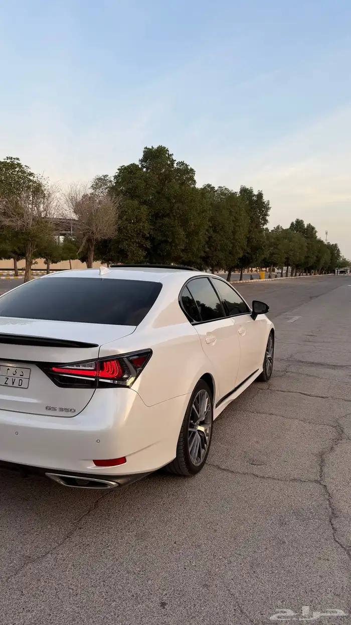 لكزس جي اس سعودي نظيف ممشى قليل 15