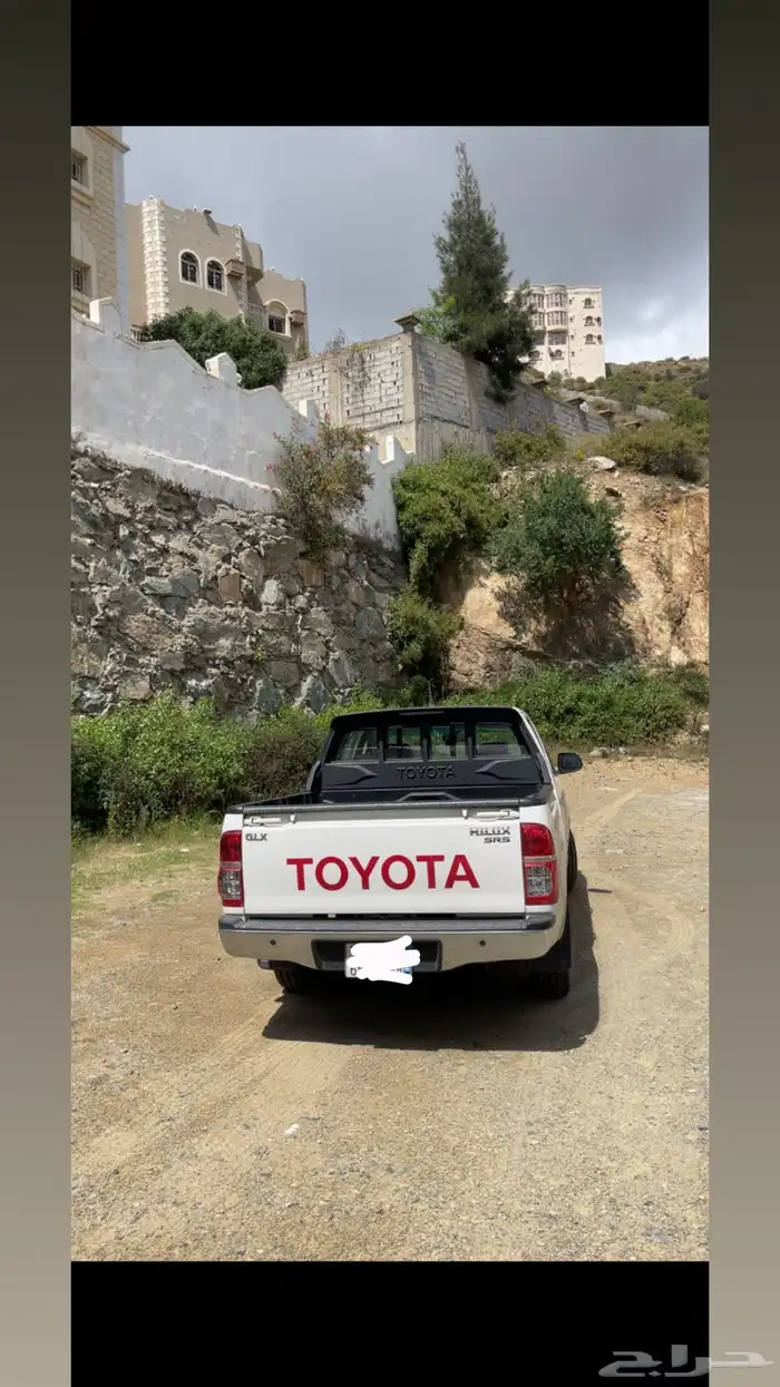 هايلكس 2015 للبيع مالك اول ممشى قليل 6