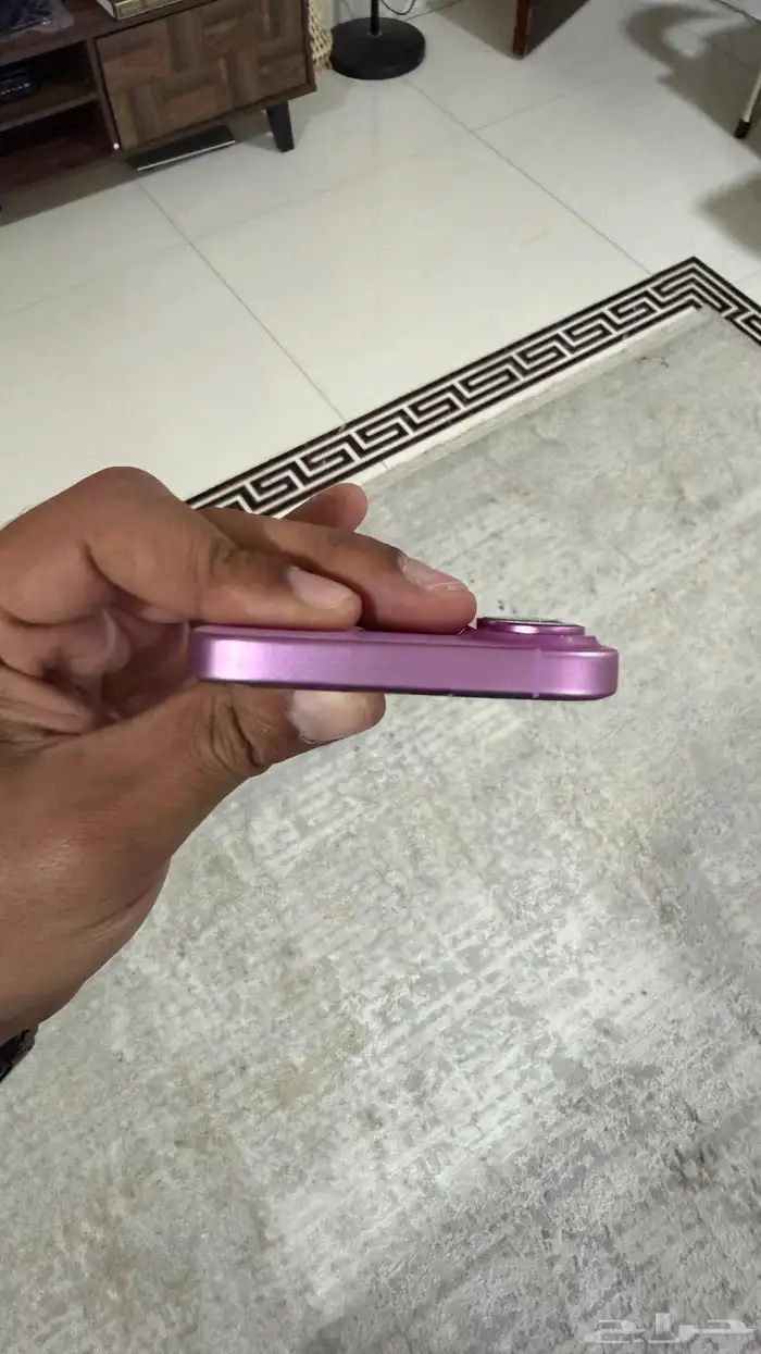 ايفون 16 512 وردي 4