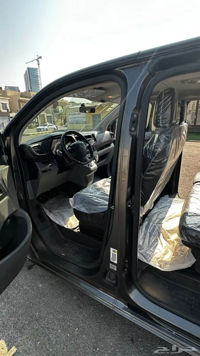 باص 9 ركاب بيجو اكسبيريت ديزل 19