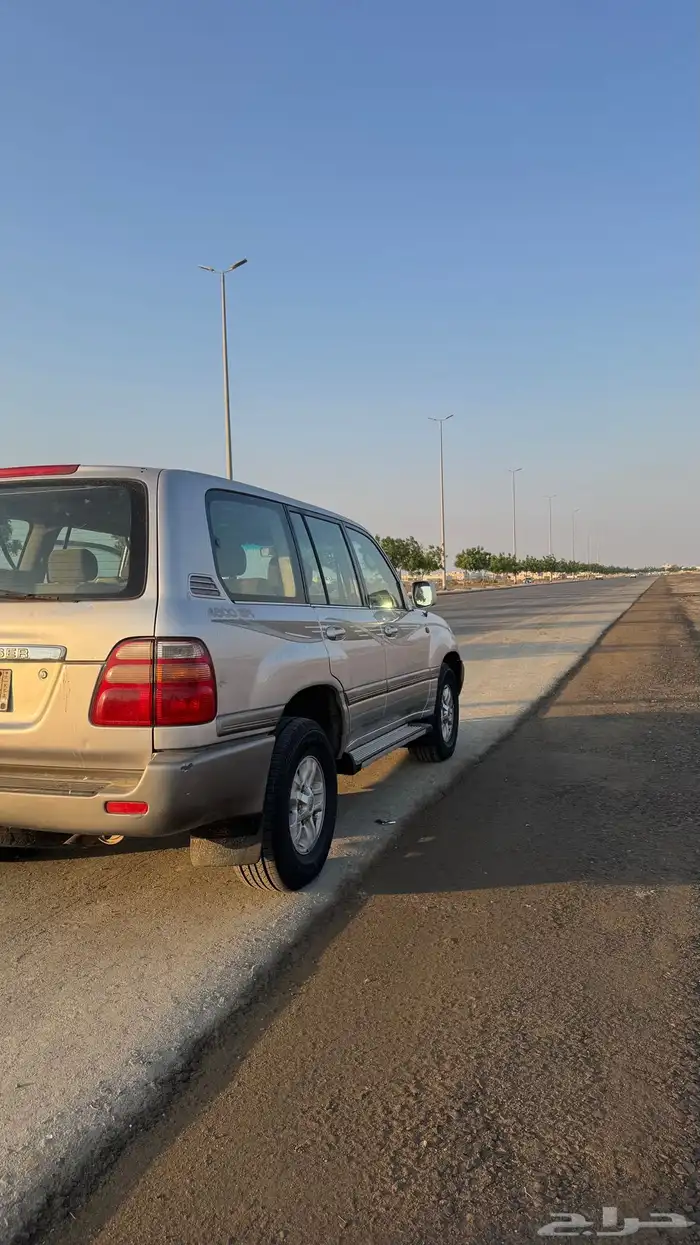 لاندكروزر 2002 فل 6