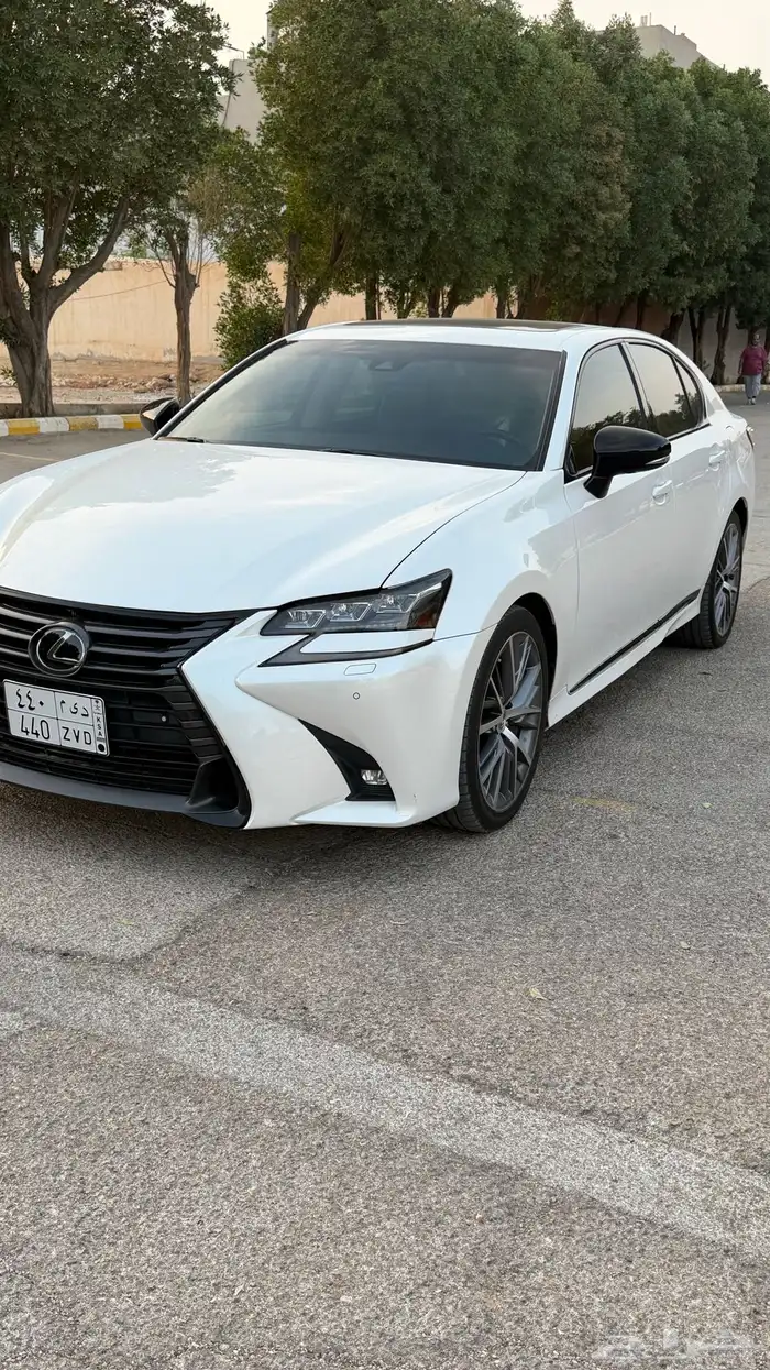 لكزس جي اس سعودي نظيف ممشى قليل 4