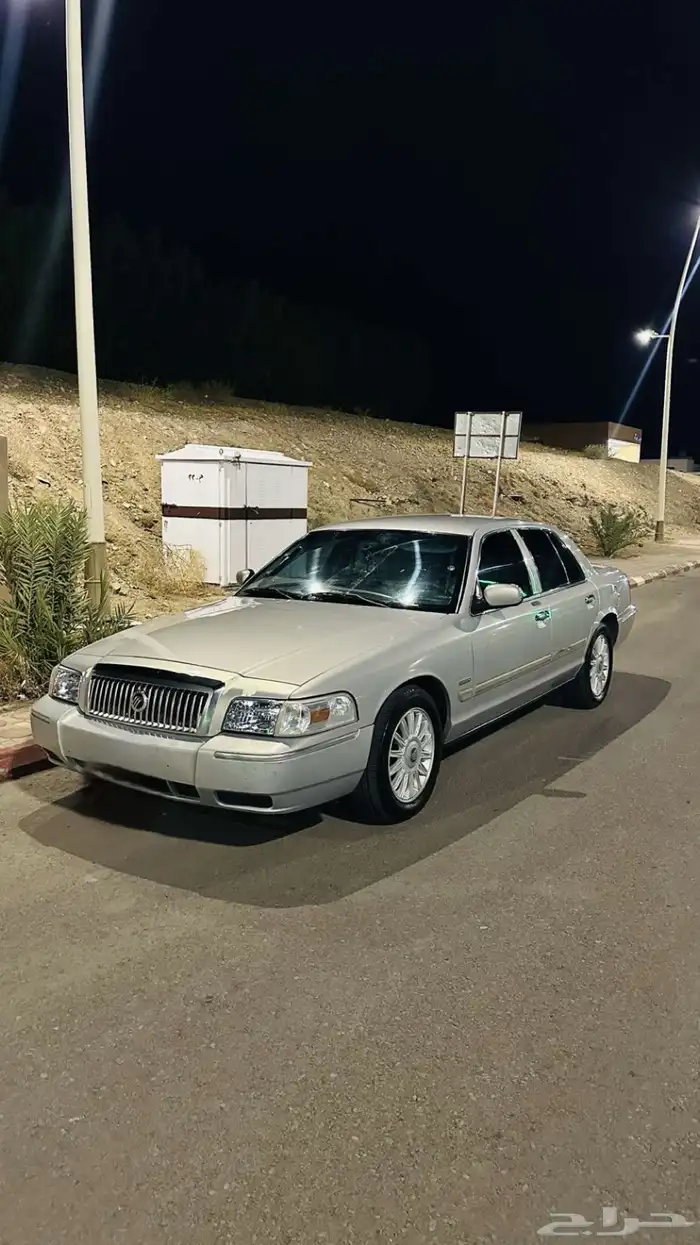 فورد ماركيز 2010 0