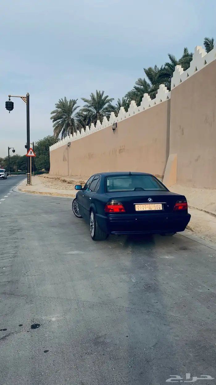 بي ام دبليو 728اي موديل 2000 2