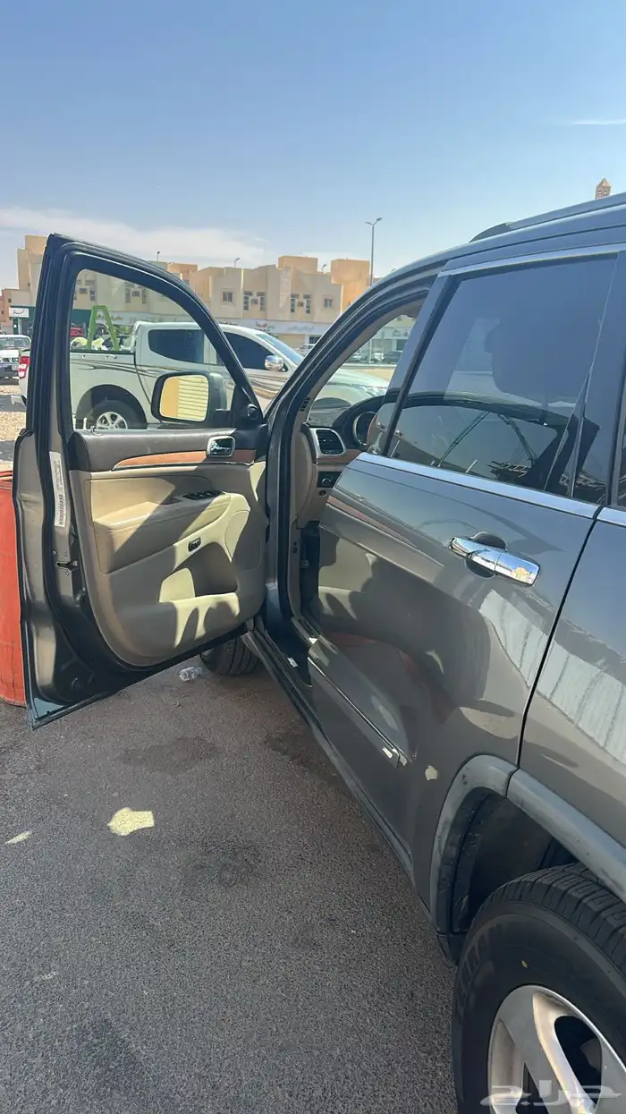 جراند شيروكي هيمي 0