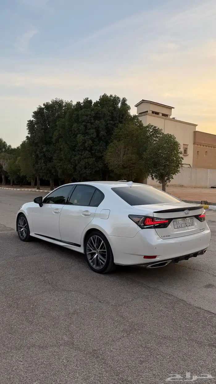 لكزس جي اس سعودي نظيف ممشى قليل 6