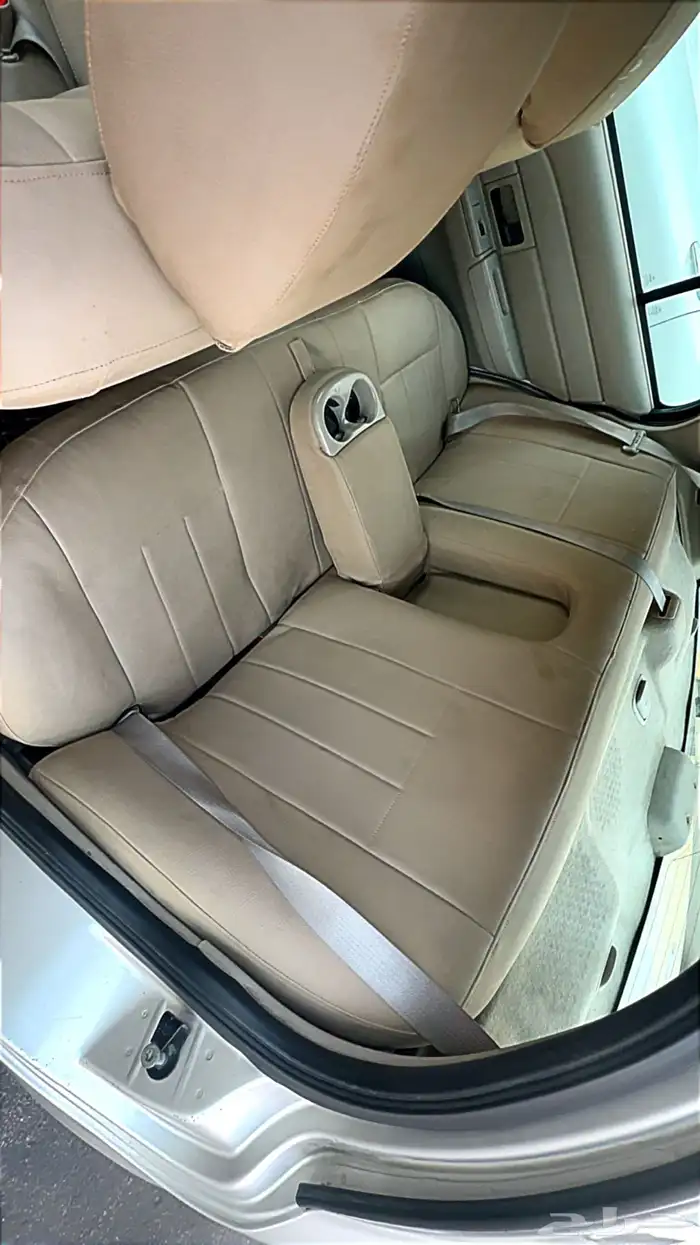 فورد فيكتوريا مالك اول موديل 2011 نص فل 26