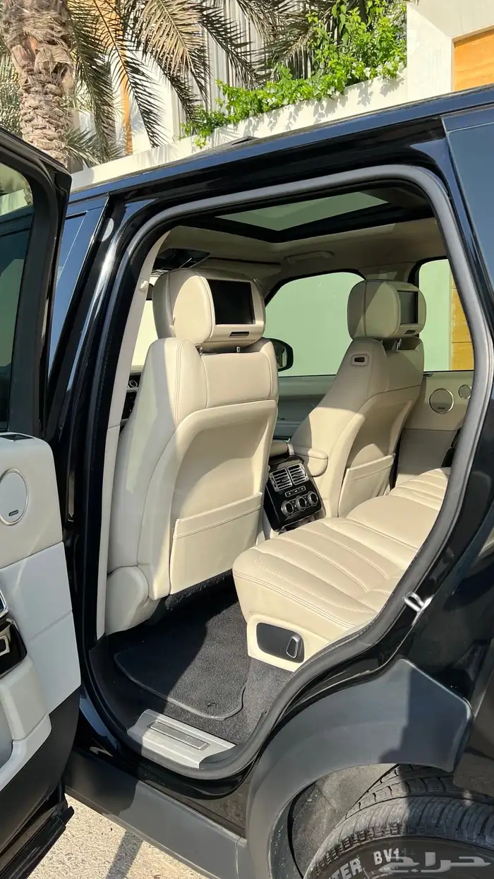 رانج روفر محرك 8 سلندر سوبر تشارج موديل 2013 عداد 130 الف 15