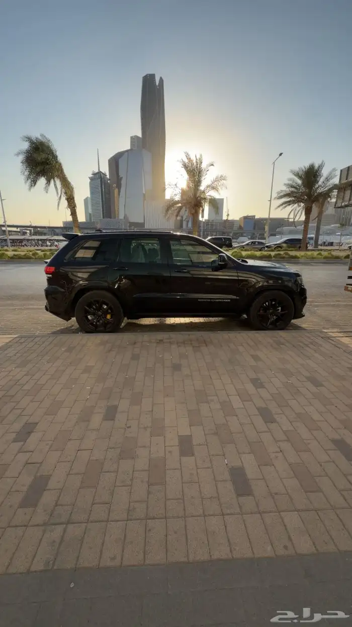 جيب قراند شيروكي بودي كت srt موديل 2014 5