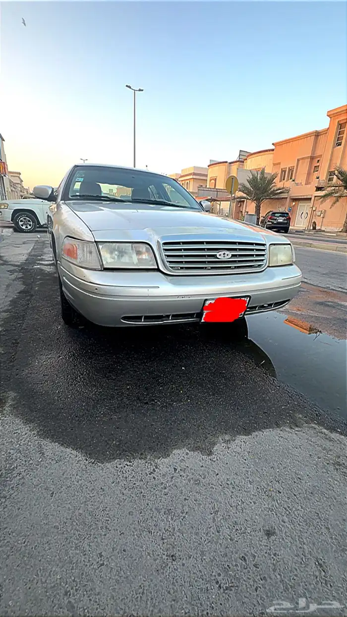 فورد فيكتوريا مالك اول موديل 2011 نص فل 18