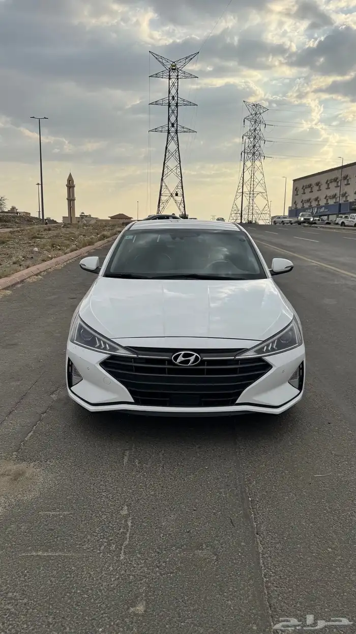 للبيع  هيونداي إلنترا 2019 . 0