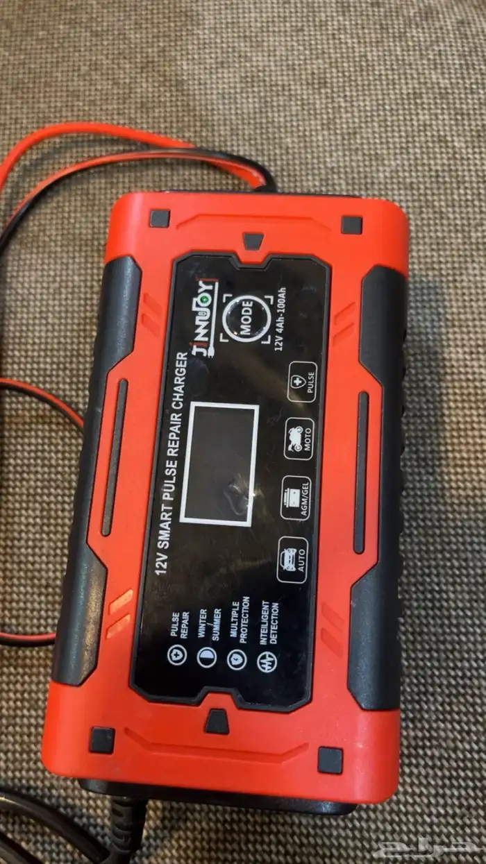 جهاز يشحن وتشوف هل البطاريه جديده او قديمه 1