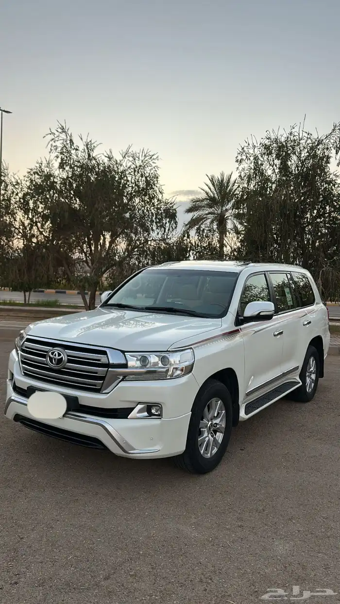 لاند كروز فطيمي 2017 0