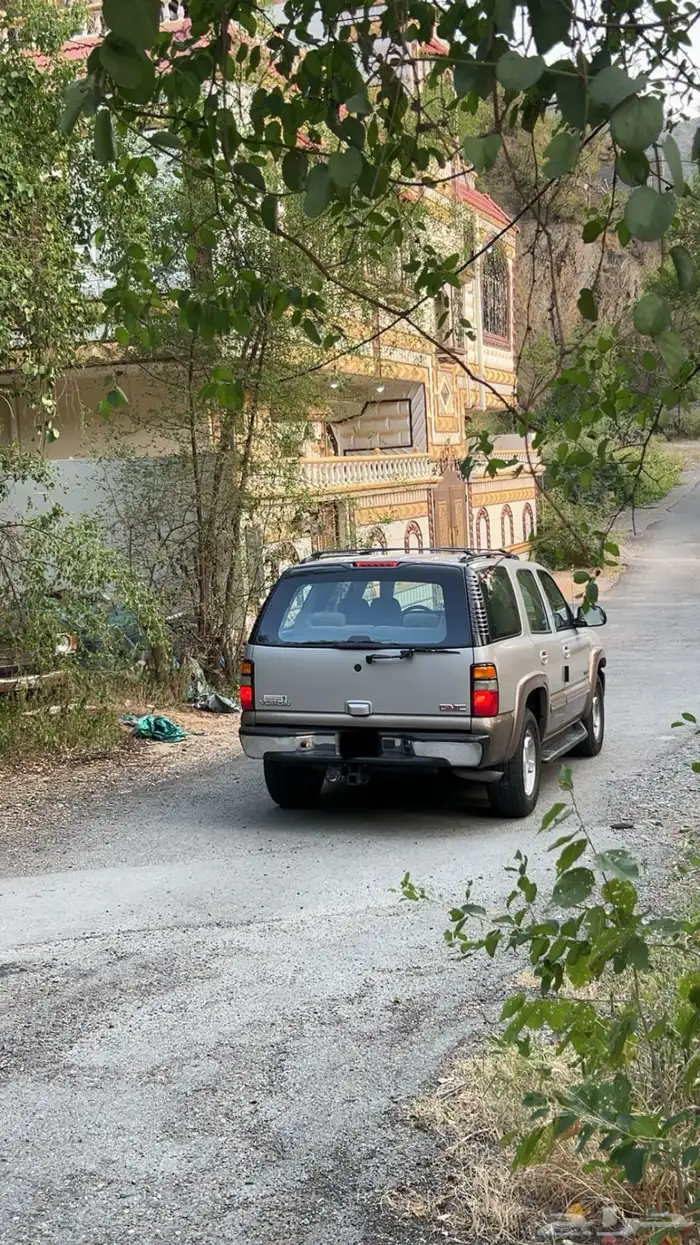 يوكن 2004 شبه مخزن 7