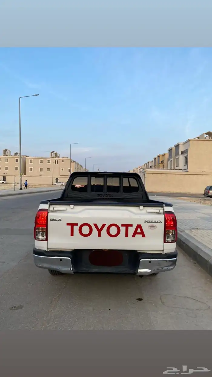 هايلوكس 2022 GLX 3