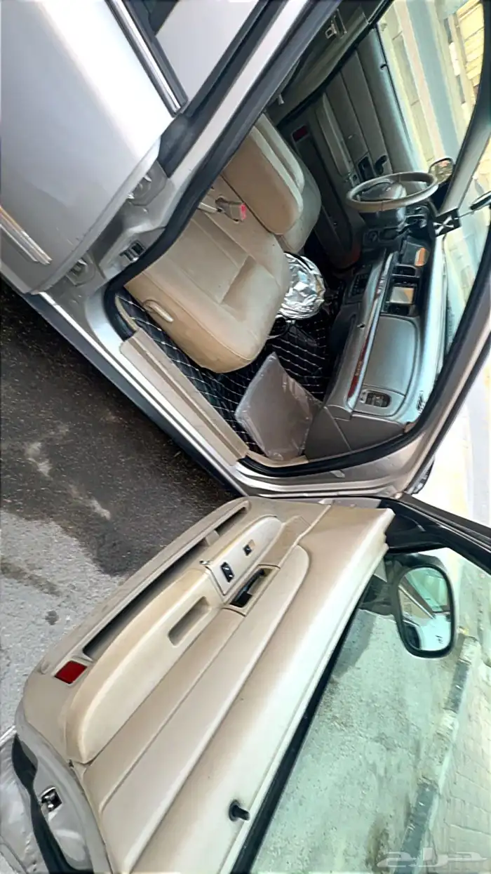 فورد فيكتوريا مالك اول موديل 2011 نص فل 29