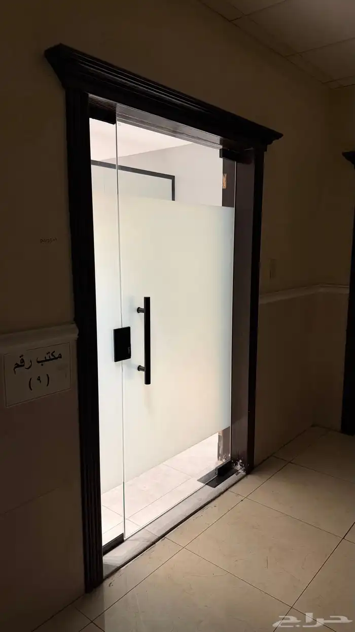 للتنازل مكتب في الدمام الفيصلية 0