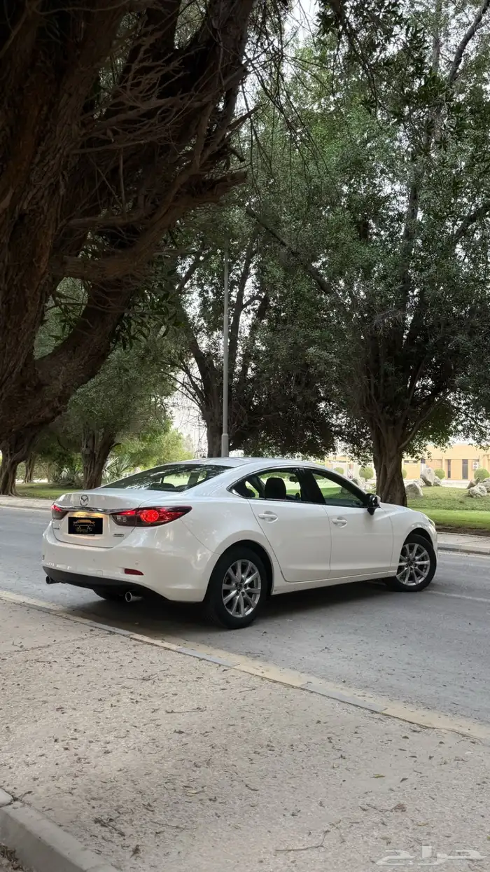 مازدا 6 -2017-ممشى قليل-(( مخزنة ))عداد 21 ألف- شبه وكالة 12